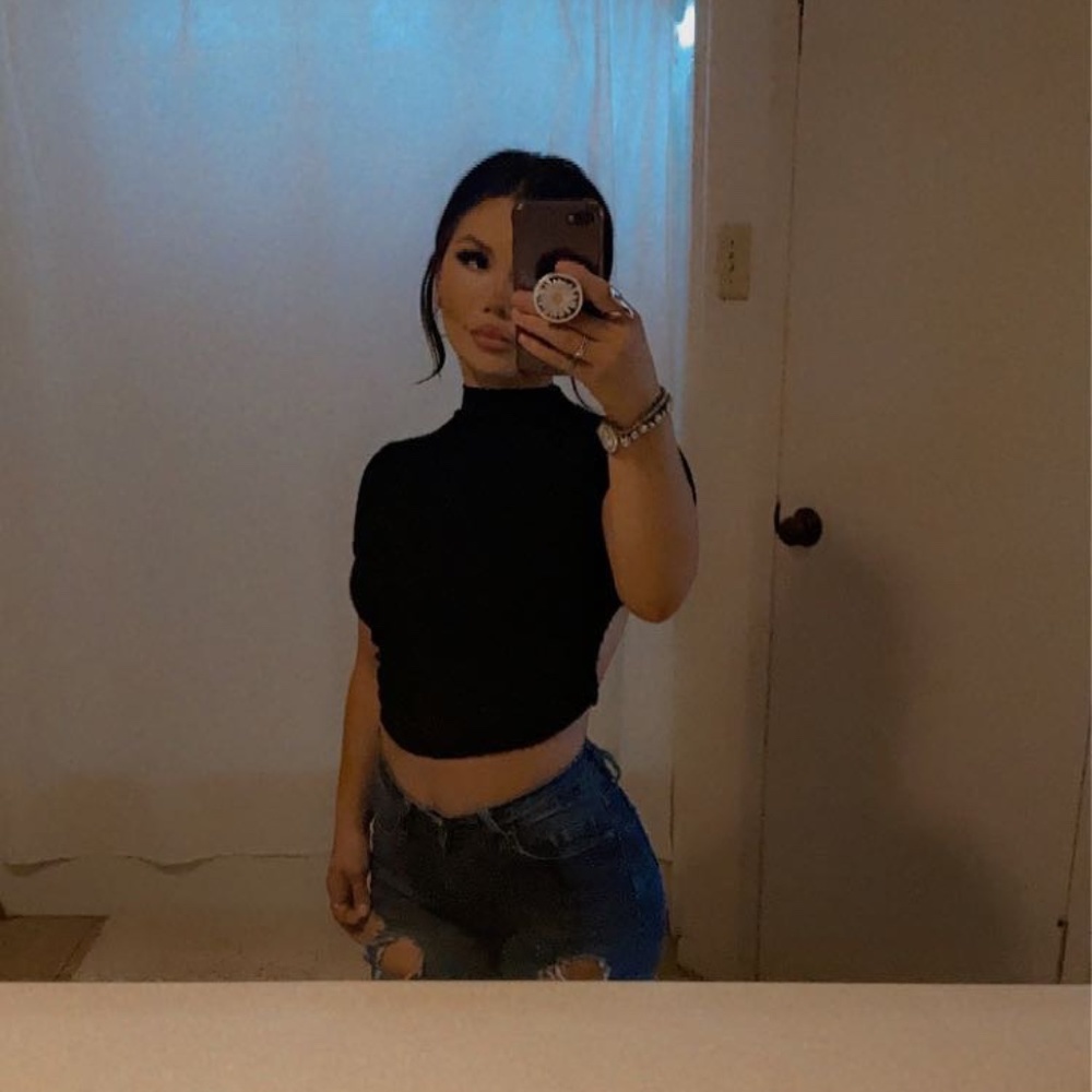 Meet your Posher, Briana